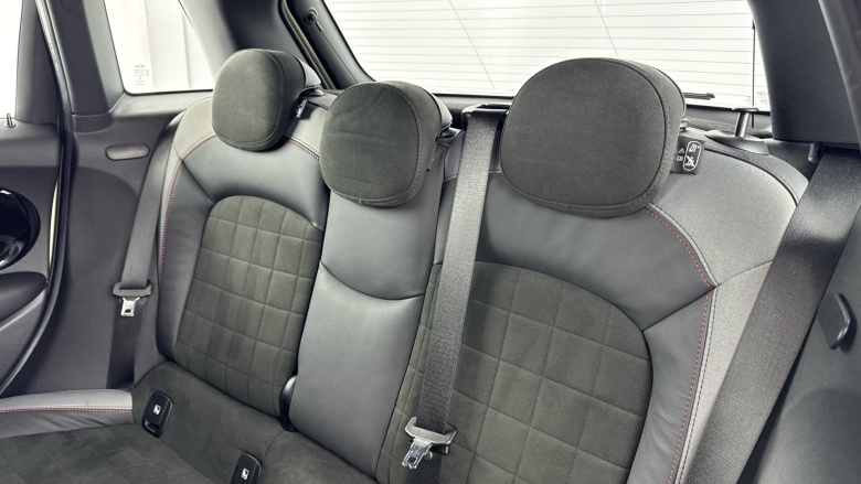 MINI Hatchback 1.5 Cooper Sport 5dr Petrol Hatchback